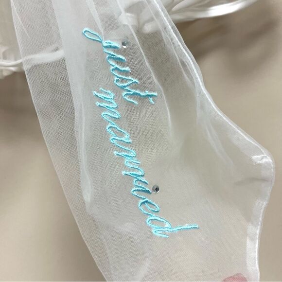 - Victoria Secret vintage bridal nightie with sash. Size Sm - Picture 5 of 5